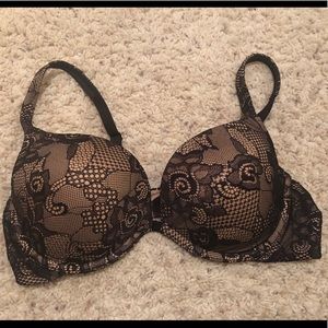 Black lace bra